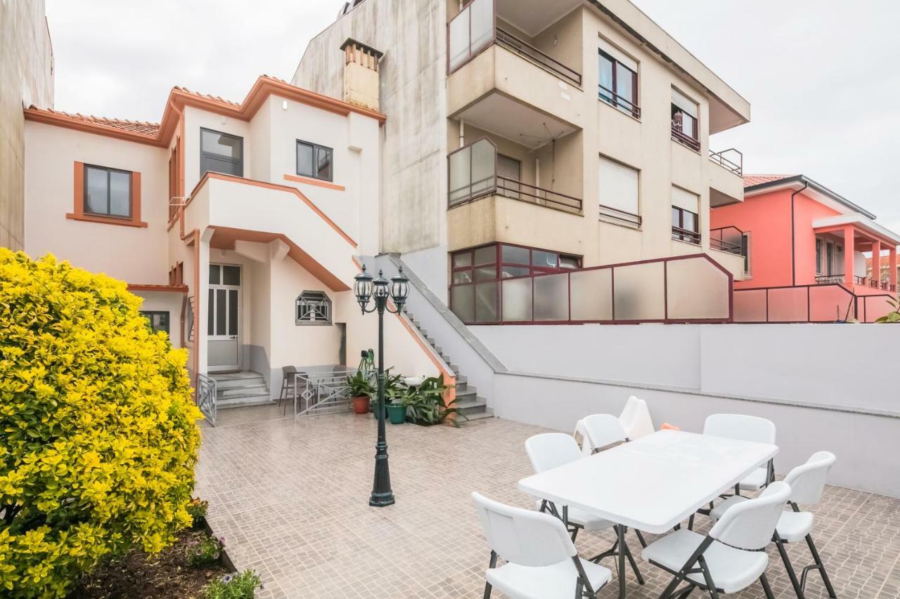 A Francos Painting Artist 2 Apartment Porto Luaran gambar